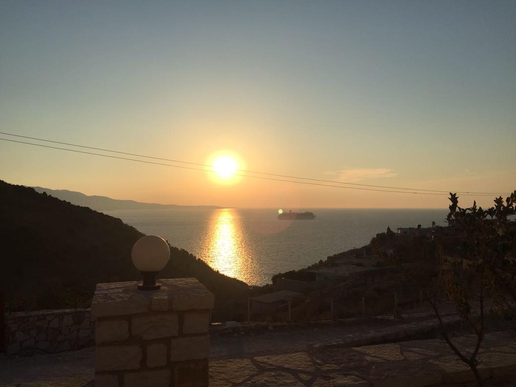 Sunset House Apartment Ksamil Exterior photo